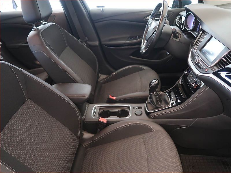 Opel Astra (2017) 1.4 T, Serv.kniha, Tempomat - fotka 9 z 15