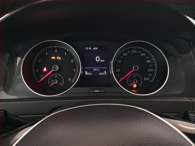 Volkswagen Golf (2018) Comfortline 1.5 TSI - fotka 11 z 17