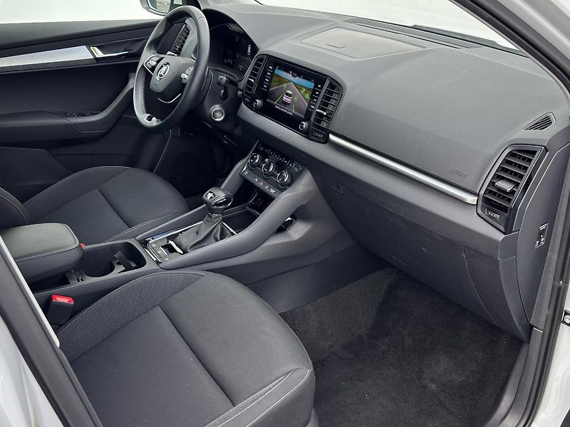 Škoda Karoq DSG SELECTION - fotka 9 z 26