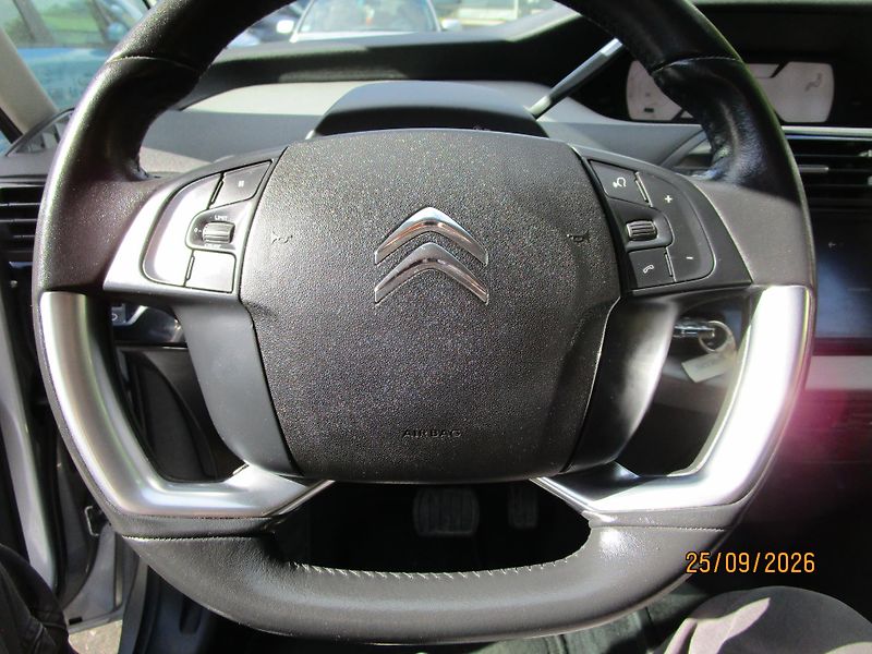 Citroën Grand C4 SpaceTourer (2020) 1,5 HDi 7 míst - fotka 20 z 32