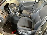 Peugeot 5008 (2010) 1.6i, 1.maj, AAC, tempo - náhled 9