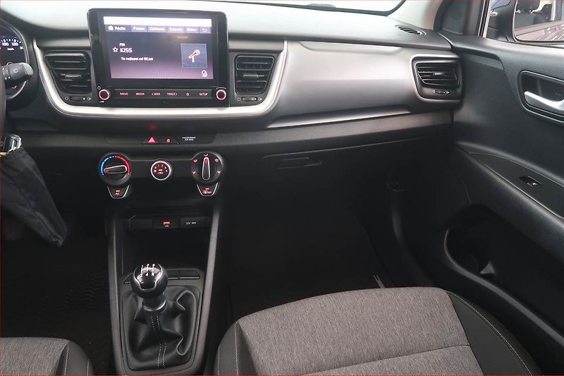 Kia Stonic (2021) 1.2 DPI, Serv.kniha, Tempomat - fotka 8 z 15
