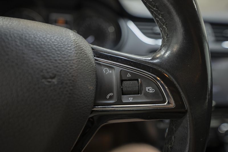 Škoda Octavia 2.0 TDI 110 kW 4x4 - fotka 19 z 35
