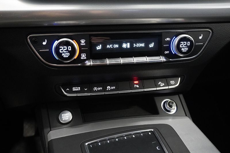 Audi Q5 2,0 40 TDI 140kW QUATTRO  - fotka 21 z 36