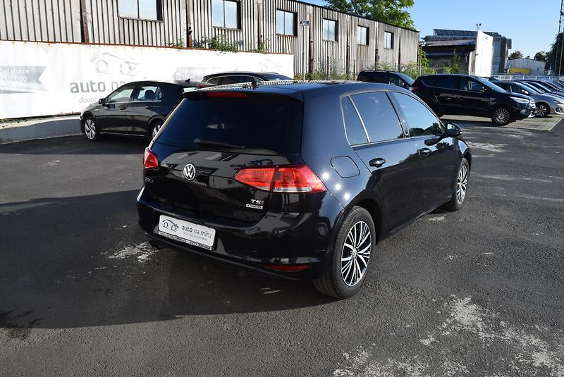 Volkswagen Golf (2017) 1.4TSI 92kw DSG ALLSTAR CLBMT - fotka 7 z 48