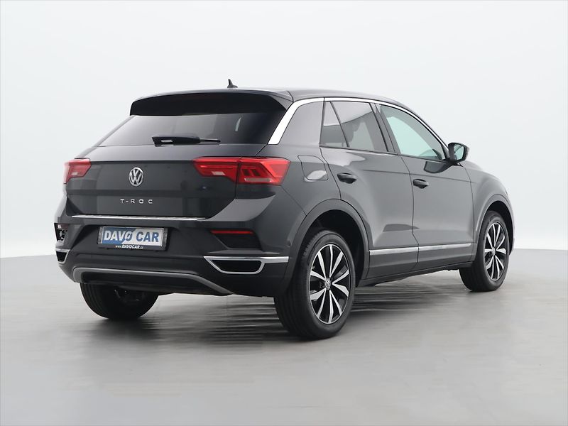 Volkswagen T-Roc 1,0 TSI Virtual LED Webasto - fotka 7 z 29