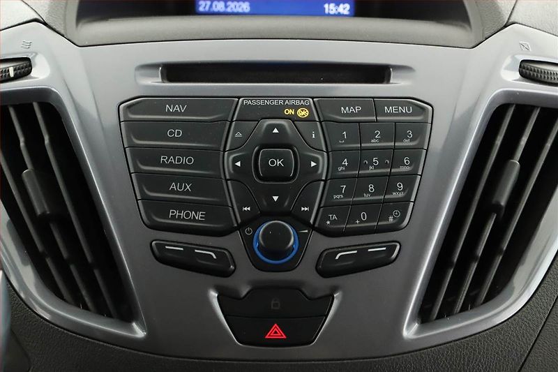 Ford Tourneo Custom (2017) Titanium 2.0 EcoBlue, ČR, 1Maj - fotka 14 z 20