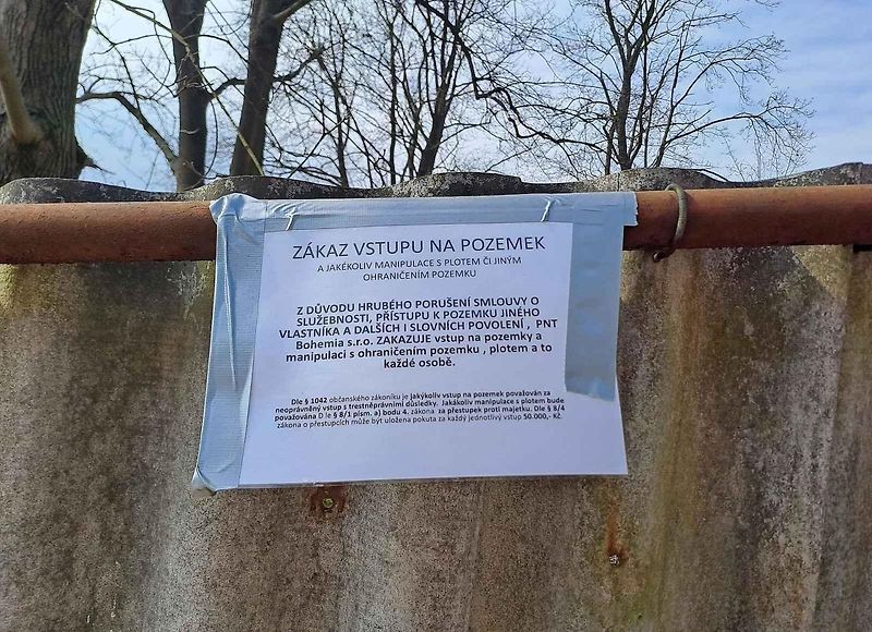 Ve Slaném-Kvíci musí výstavbě nového dálničního mostu ustoupit domy i některé zahrádky s chatkami.