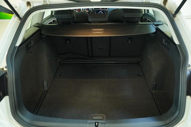 Volkswagen Golf - fotka 29 z 29