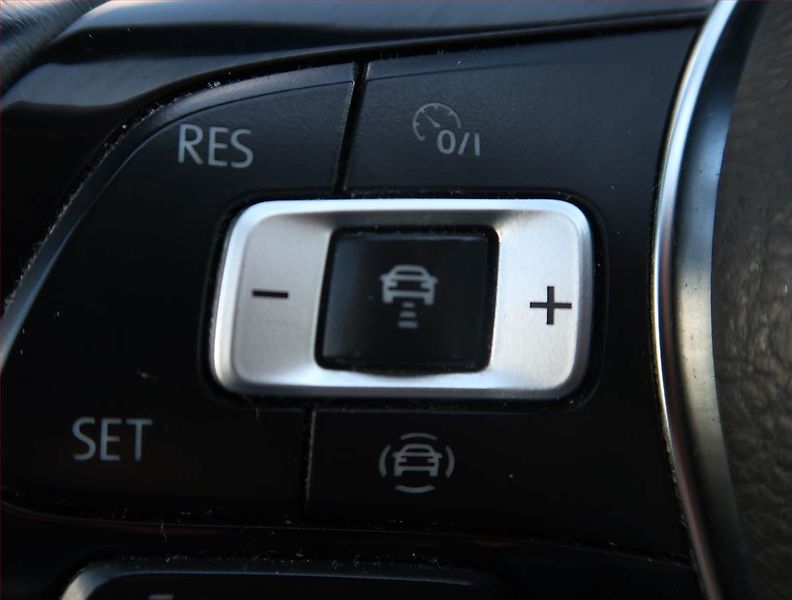 Volkswagen Touran (2020) Comfortline 2.0 TDI - fotka 20 z 21