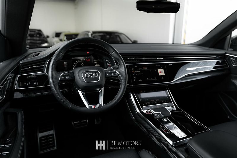 Audi SQ8 (2022) 4.0 TFSI 373kW quattro - fotka 18 z 44