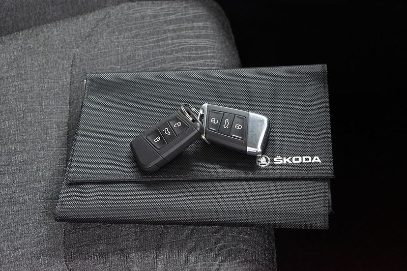 Škoda Kodiaq 2.0 TDI 4x4*STYLE*TAŽNÉ*ČR 1.M - fotka 39 z 49
