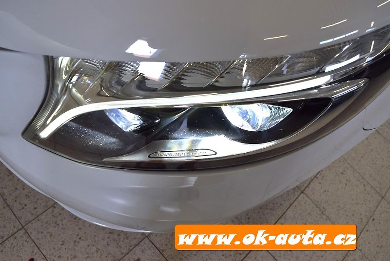 Mercedes-Benz Vito 114 CDI MIXTO LED 5 MÍST  - fotka 10 z 55