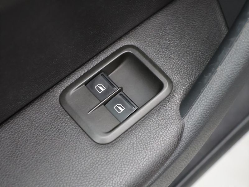 Škoda Yeti 1,4 TSI 90kW DSG Ambition - fotka 15 z 33