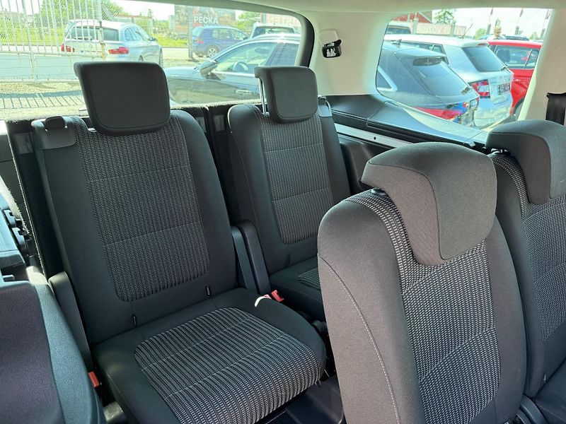 Seat Alhambra 2.0 TDI STYLE 7 MÍST - fotka 13 z 15