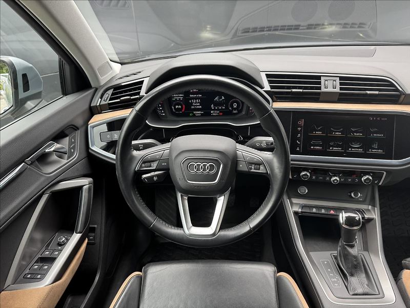 Audi Q3 2,0 40TDI quattro S tronic DPH - fotka 15 z 29