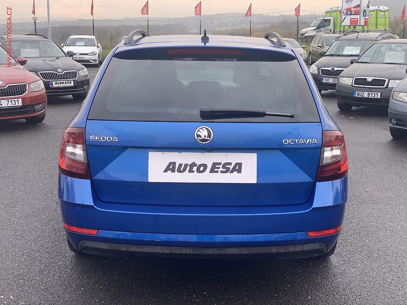 Škoda Octavia (2018) 2.0 TDi, ČR, Style, DSG, - fotka 5 z 21