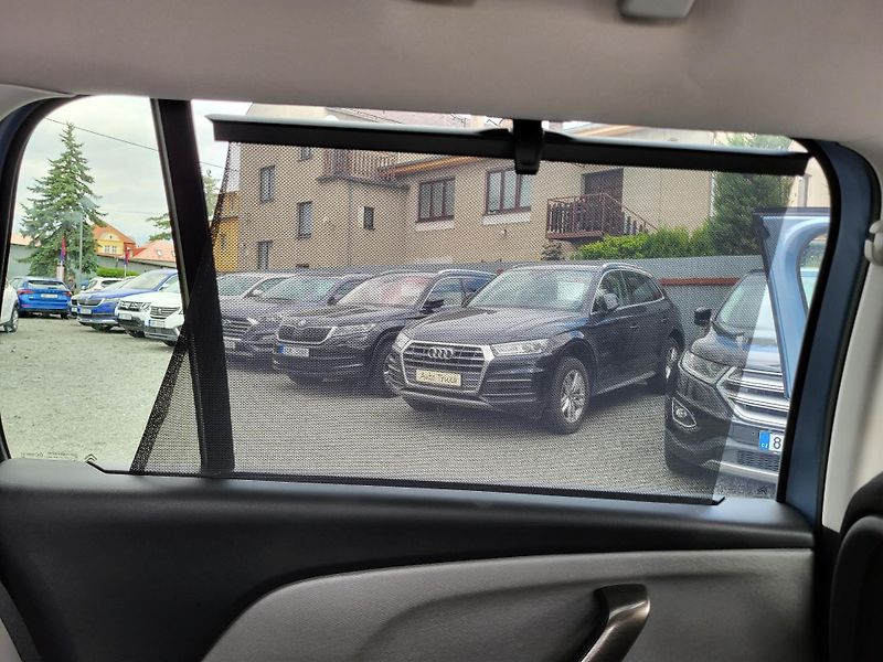 Citroën Grand C4 Picasso 2.0 eHDi autom EXCLUSIVE 7míst - fotka 30 z 48
