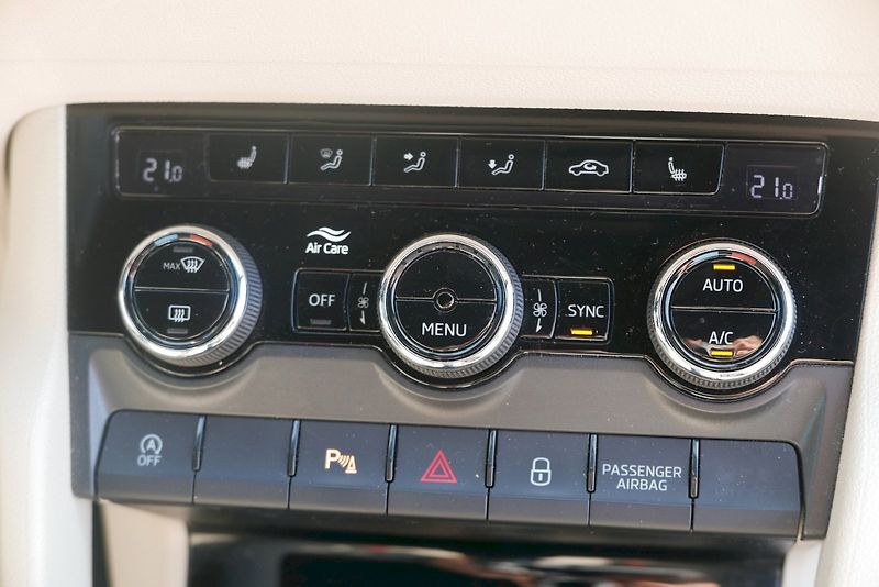 Škoda Karoq (2020) 1.5 TSI 110KW 6°MP Style - fotka 18 z 30
