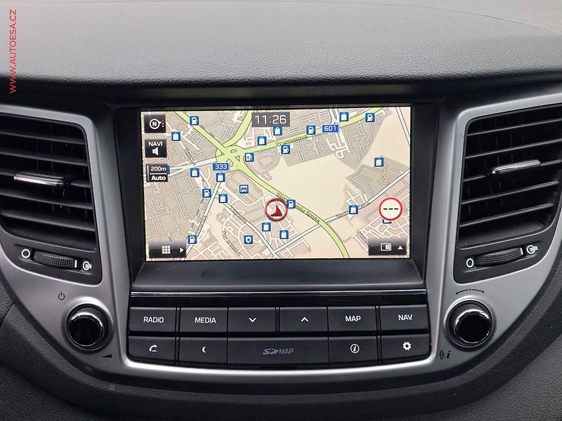 Hyundai Tucson (2016) 1.6 GDi, Navi, kamera - fotka 16 z 17