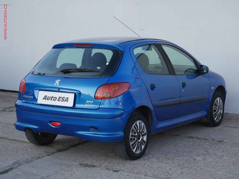 Peugeot 206 (2006) 1.4i, ČR - fotka 6 z 13