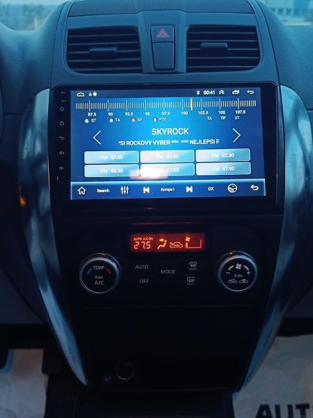 Suzuki SX4 1,6VVTi/88kW, 4x4, model 2013 - fotka 9 z 11