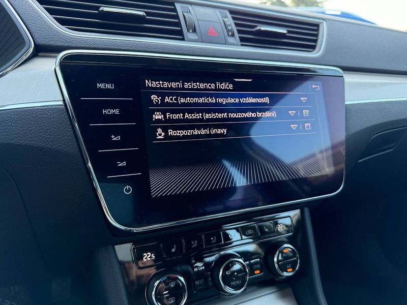 Škoda Superb Style 1,5 TSI 110 kW 6° MP - fotka 15 z 32