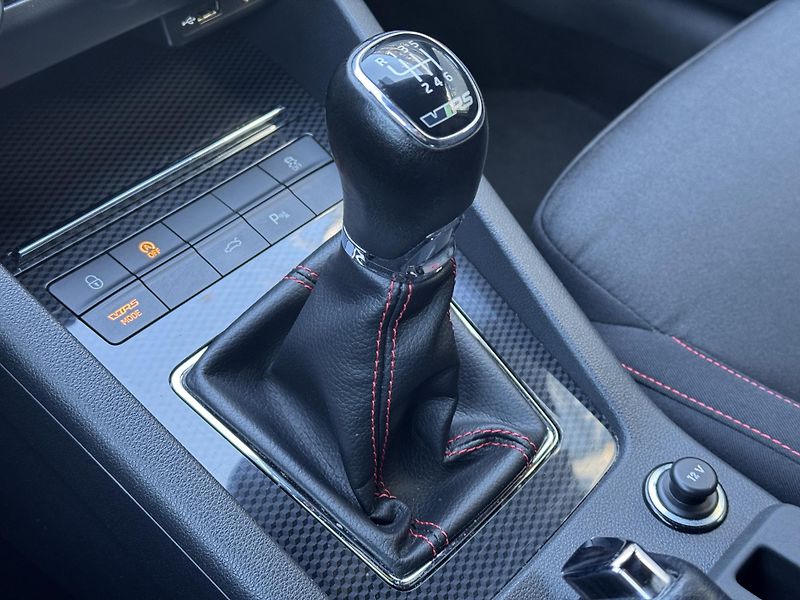 Škoda Octavia (2018) III RS230 2.0TSi MAN, ACC, AFS - fotka 41 z 49