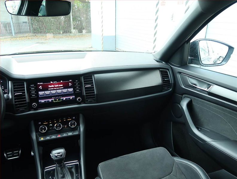 Škoda Kodiaq (2023) Sportline 2.0 TDI - fotka 8 z 27
