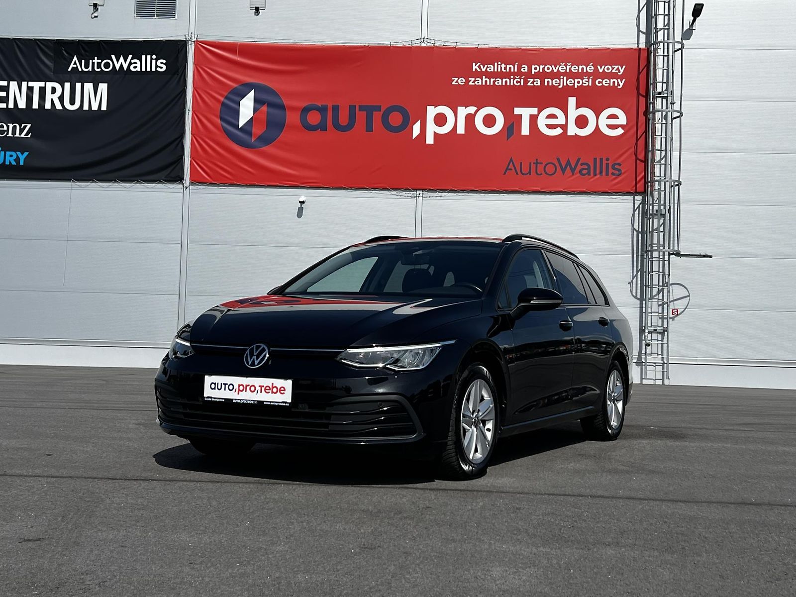 Volkswagen Golf 1.5TSI 110kW DSG LED ACC