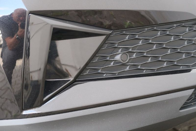 Škoda Karoq (2025) TOP Selection 1.5 TSI 110 kW - fotka 10 z 29