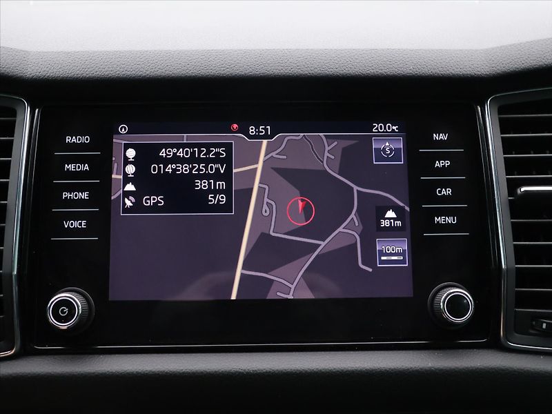 Škoda Kodiaq 2,0 TDI 110kW DSG 4x4 Style - fotka 25 z 36