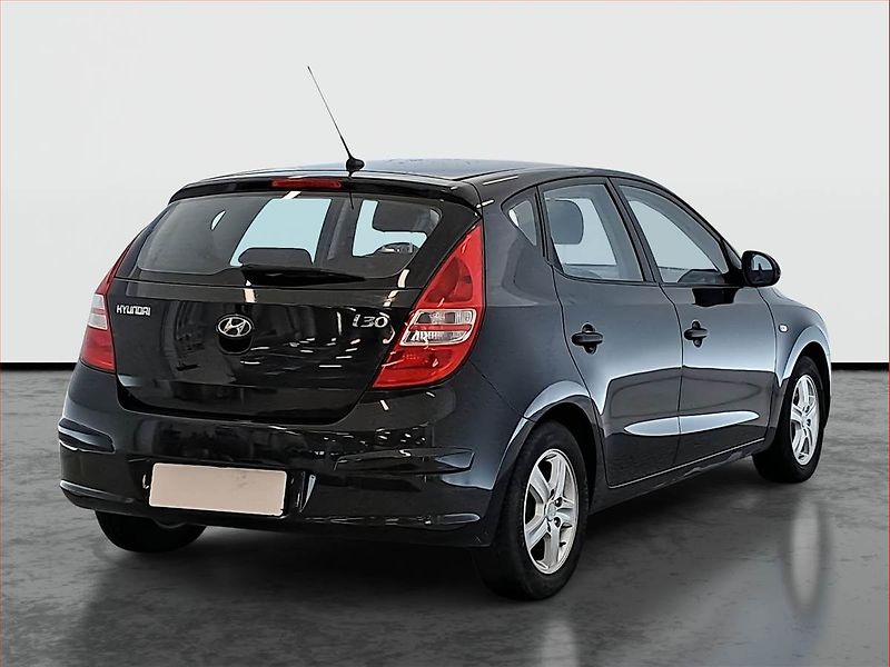 Hyundai i30 (2008) 1.4 CVVT, nová STK - fotka 5 z 15