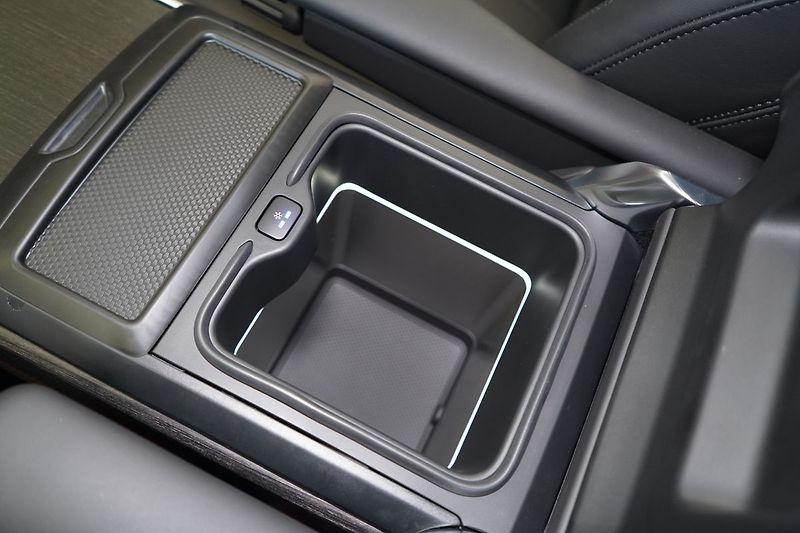 Land Rover Range Rover P530 Autobiography, MERIDIAN - fotka 22 z 50