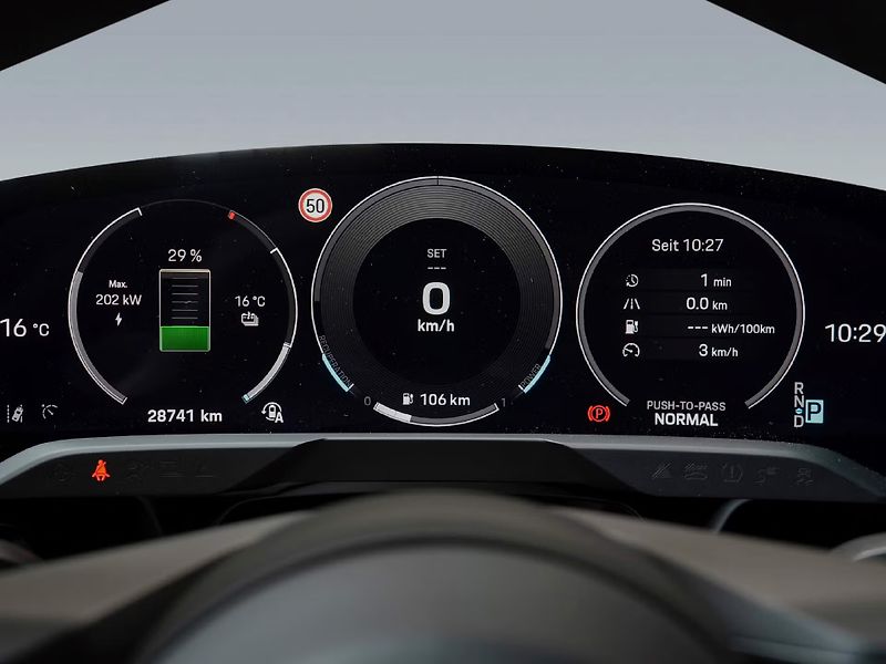 Porsche Taycan 4S Sport Turismo Pano 360 Soft - fotka 18 z 29