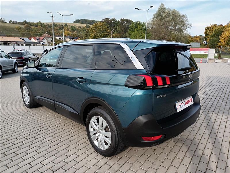 Peugeot 5008 1,6 HDI,88KW,ČR,7MÍST,NAVI,TZ, - fotka 7 z 46
