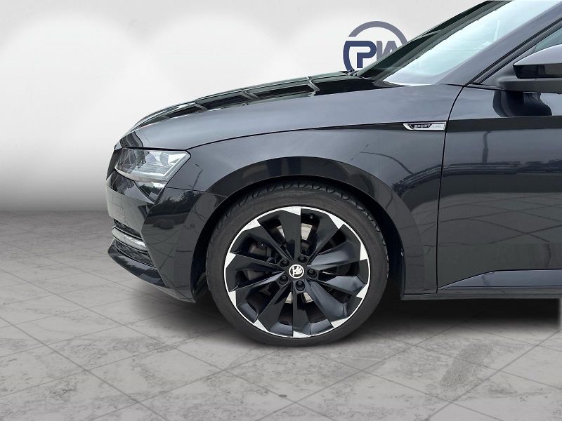 Škoda Superb 2.0TSi 206 kW SPORTLINE 4X4 DS - fotka 9 z 30