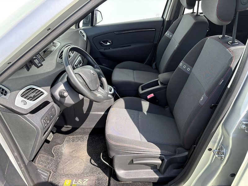 Renault Scénic 1.5dCi, 81kW, Automat, Tažné - fotka 6 z 27