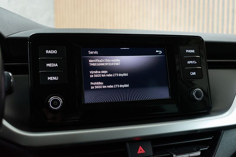 Škoda Scala 1.6 TDI SmartLink+*DPH*ČR 1.M* - fotka 29 z 39