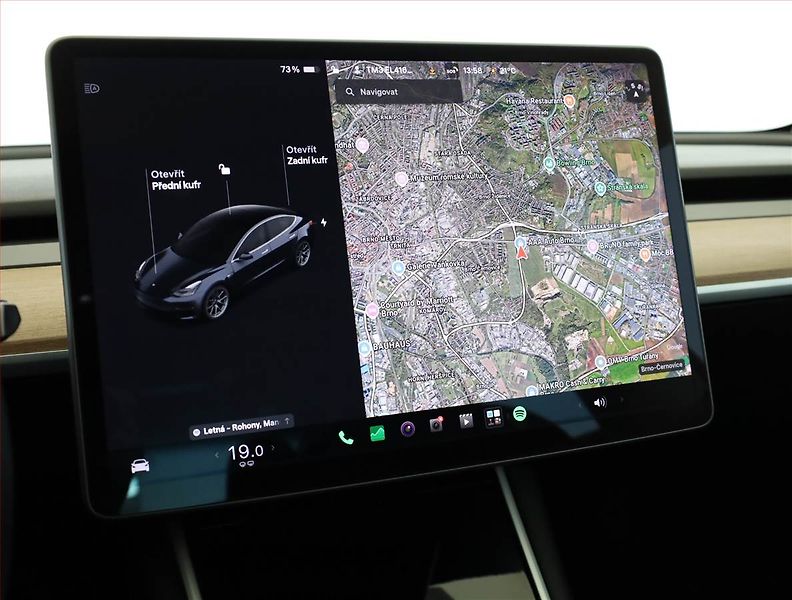 Tesla Model 3 (2019) Long Range 4WD 78kWh, SoH 85% - fotka 9 z 21