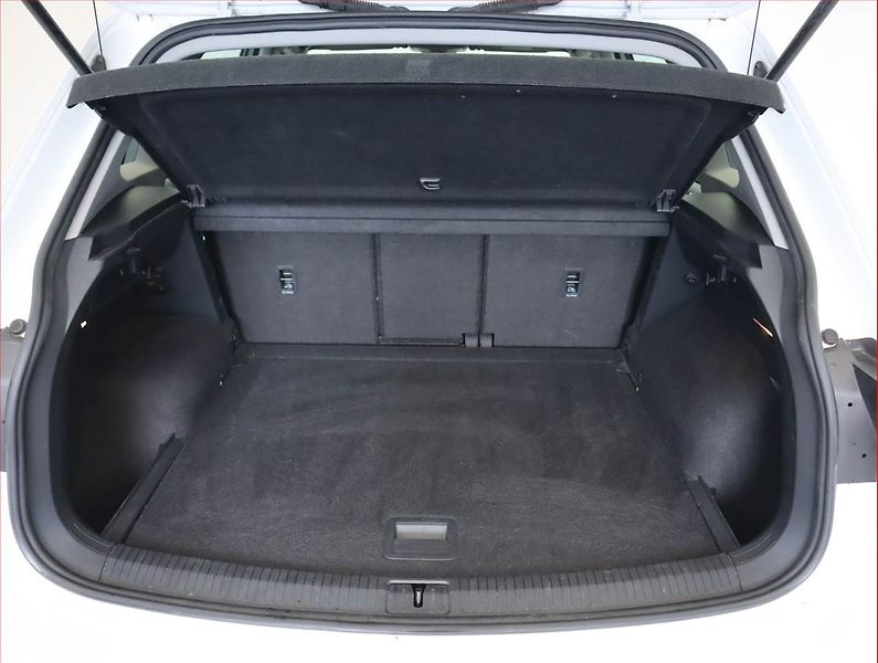 Volkswagen Tiguan (2018) 2.0 TDI, 4X4, Navi, Tempomat - fotka 14 z 20