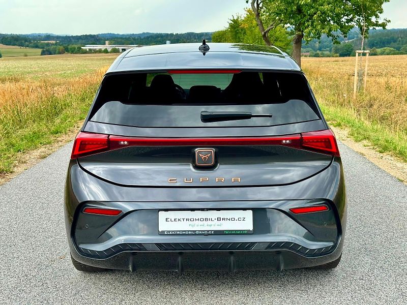 Cupra Born (2021) 58kWh, SOH 91% - fotka 5 z 18