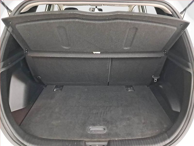 Hyundai ix20 (2017) 1.4 CVVT, Serv.kniha - fotka 14 z 22