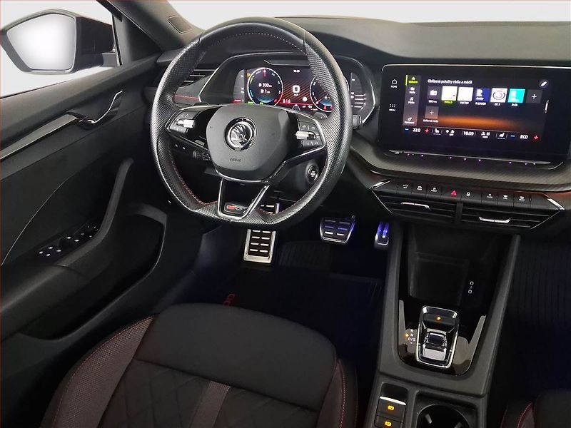 Škoda Octavia (2021) RS 1.4 TSI iV - fotka 7 z 18