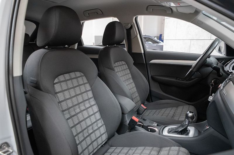 Audi Q3 2.0TDI 110kW QUATTRO*2xKOLA*ČR - fotka 12 z 43