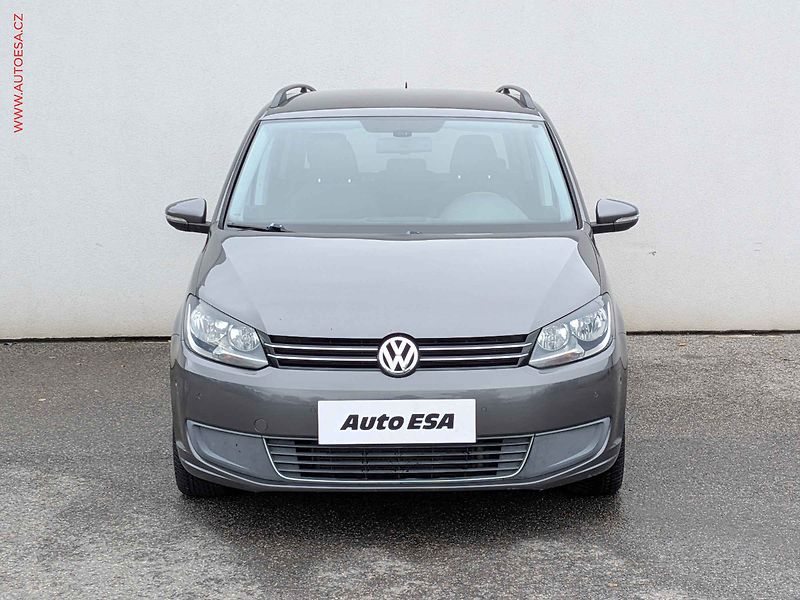 Volkswagen Touran (2011) 1.4TSi, AC, temp - fotka 2 z 15
