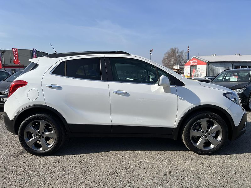 Opel Mokka 1.4T COSMO 4x4 NAVI KAMERA - fotka 8 z 44