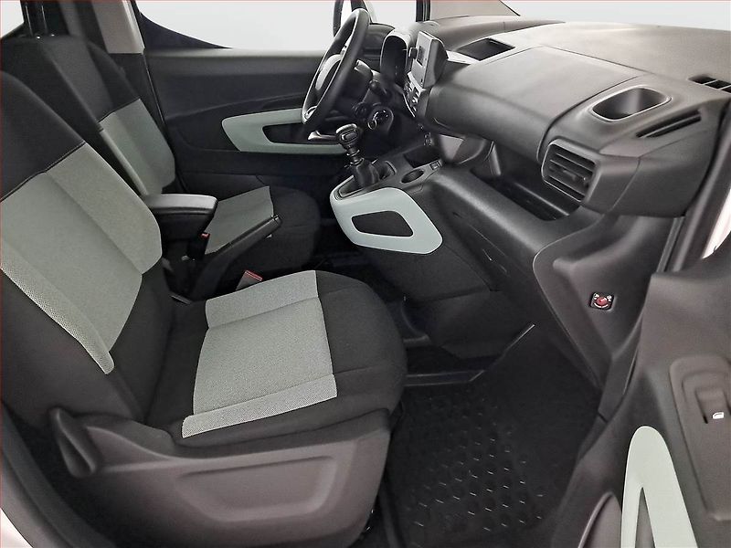 Citroën Berlingo (2019) Maxi Live 1.2 PureTech, 7Míst - fotka 9 z 15