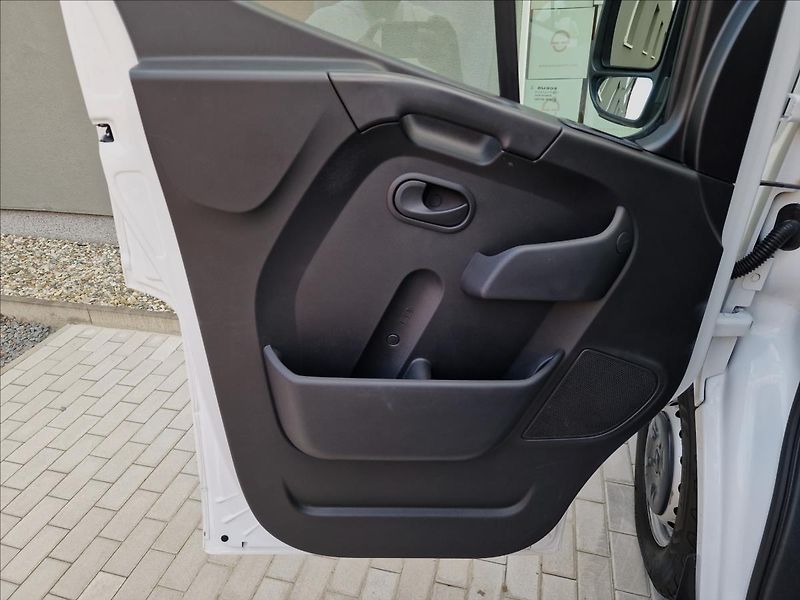 Renault Master 2.3 dCi L3H2 P3 COOL,ČR,1Maj. - fotka 31 z 44