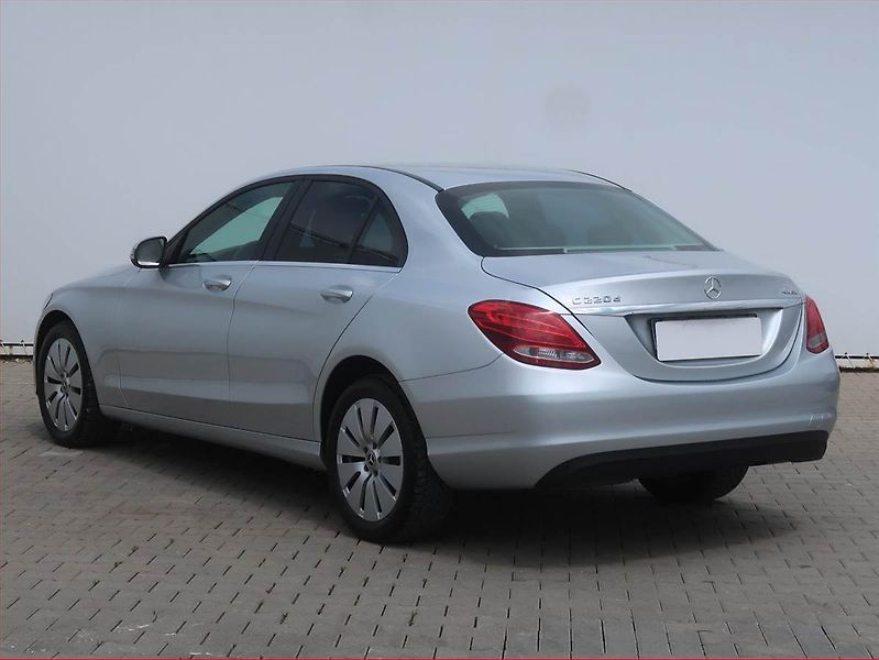 Mercedes-Benz Třídy C (2017) C 220 d 4MATIC , 4X4, Automat - fotka 4 z 16